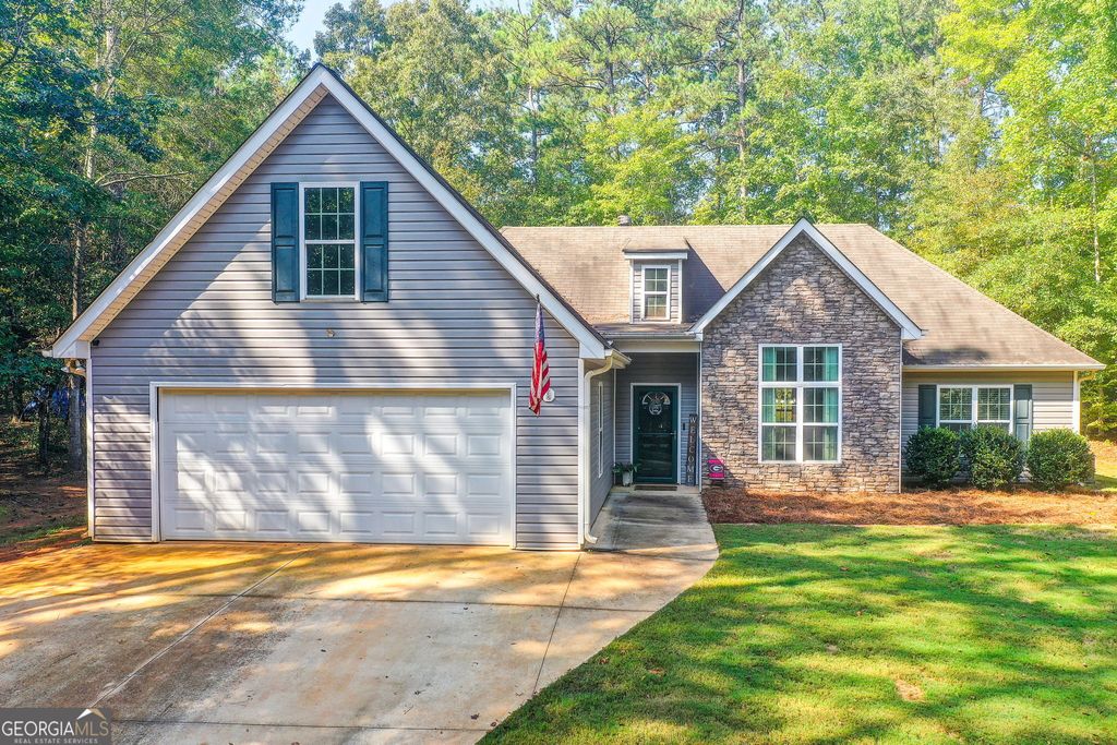 190 Pebble Creek Drive, Covington, GA 30016