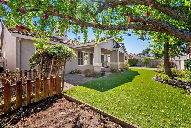 7080 Mule Team Way, Roseville, CA 95747