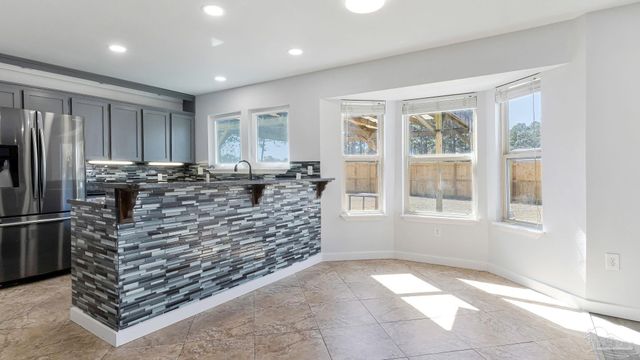 6099 Schofield Dr, Pensacola, FL 32506