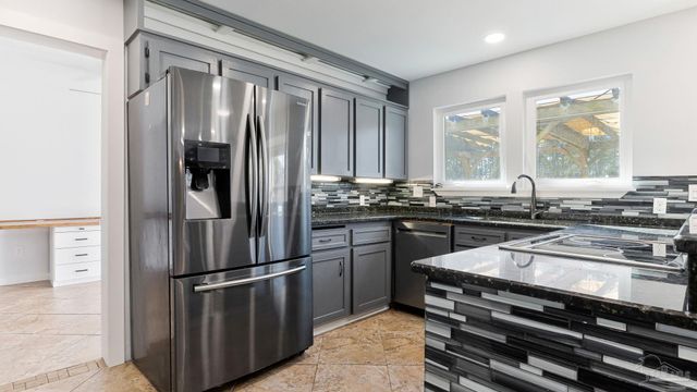 6099 Schofield Dr, Pensacola, FL 32506