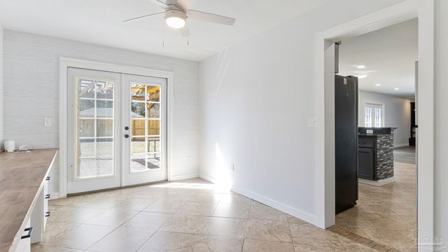 6099 Schofield Dr, Pensacola, FL 32506