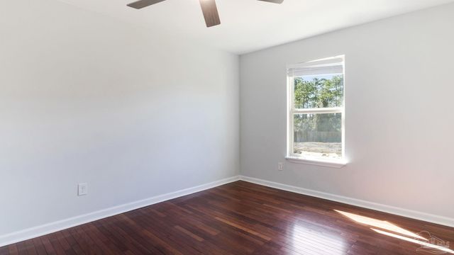 6099 Schofield Dr, Pensacola, FL 32506