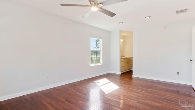 6099 Schofield Dr, Pensacola, FL 32506