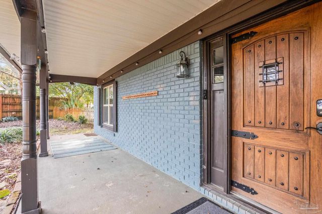 6099 Schofield Dr, Pensacola, FL 32506