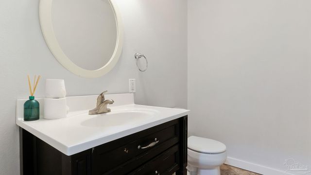 6099 Schofield Dr, Pensacola, FL 32506