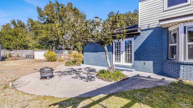 6099 Schofield Dr, Pensacola, FL 32506