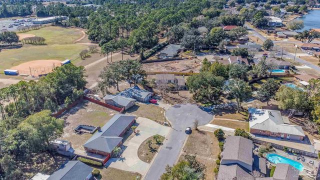 6099 Schofield Dr, Pensacola, FL 32506