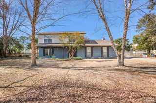 6099 Schofield Dr, Pensacola, FL 32506