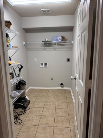 328 Altamont ST, Hutto, TX 78634