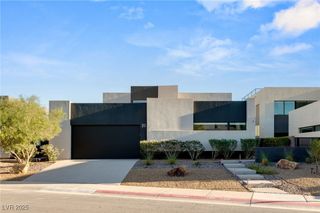 20 Highland Cove Lane, Henderson, NV 89011