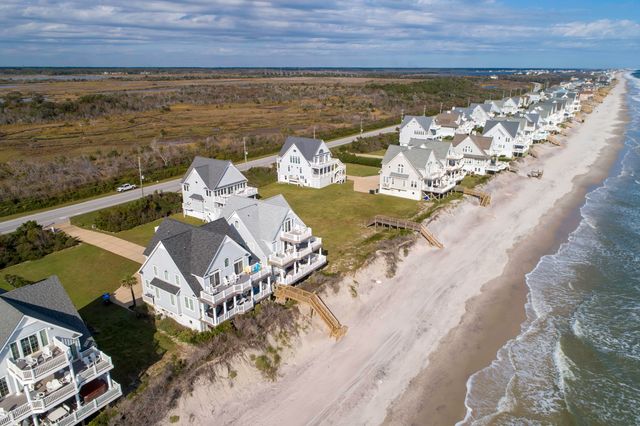4274 Island Drive, N Topsail Beach, NC 28460