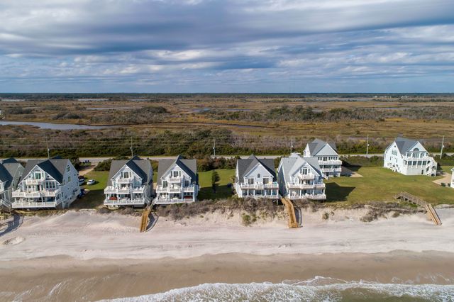 4274 Island Drive, N Topsail Beach, NC 28460