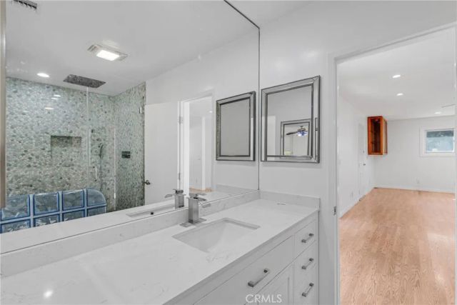 23728 Bessemer Street, Woodland Hills, CA 91367