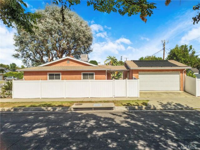 23728 Bessemer Street, Woodland Hills, CA 91367