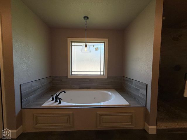 3104 Norman Rockwell, Paragould, AR 72450