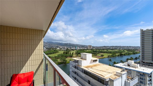 445 Seaside Avenue 1511, Honolulu, HI 96815