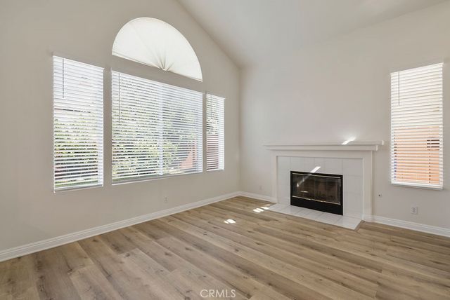 2037 Pine Hurst, Hawthorne, CA 90250
