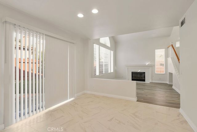 2037 Pine Hurst, Hawthorne, CA 90250