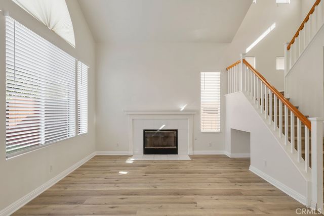 2037 Pine Hurst, Hawthorne, CA 90250