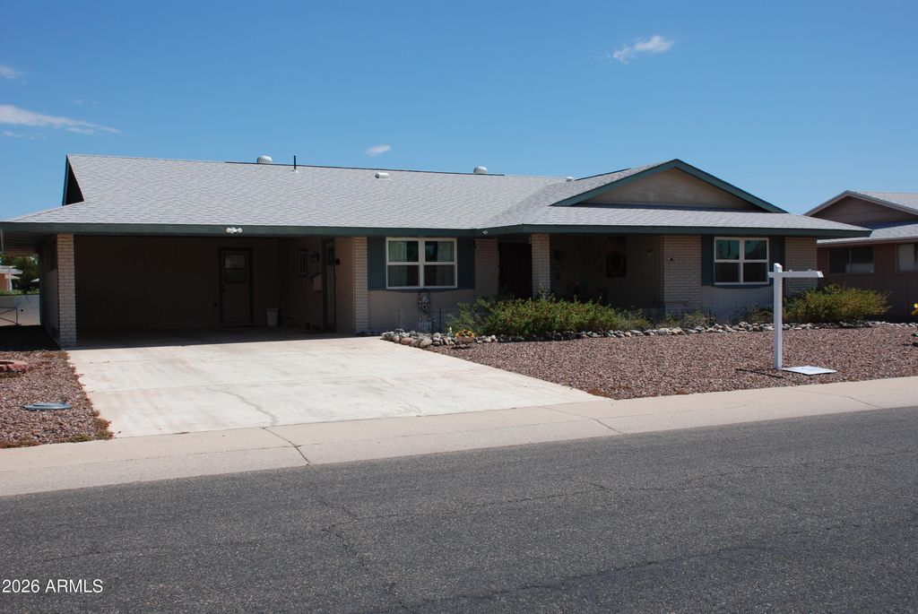 10428 W MEADE Drive, Sun City, AZ 85351 — exterior