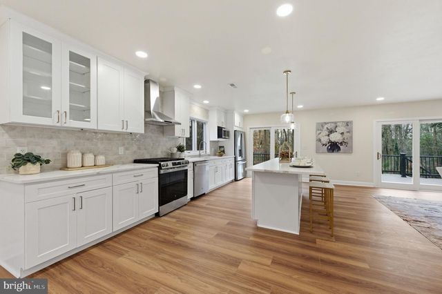 4 METEOR LN, Newark, DE 19711