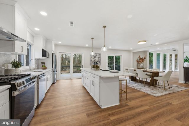 4 METEOR LN, Newark, DE 19711