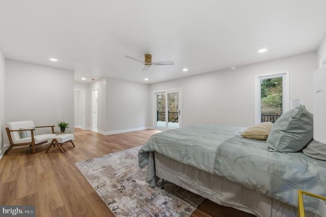 4 METEOR LN, Newark, DE 19711