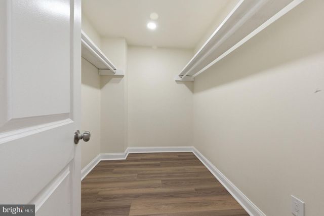 4 METEOR LN, Newark, DE 19711