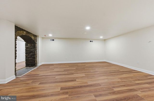 4 METEOR LN, Newark, DE 19711