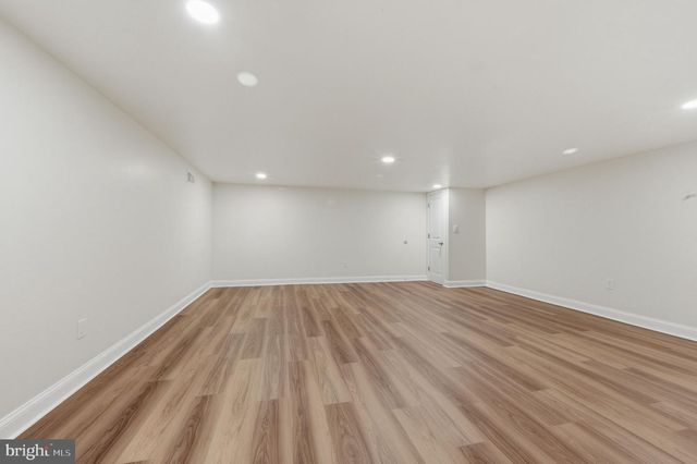 4 METEOR LN, Newark, DE 19711