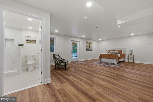 4 METEOR LN, Newark, DE 19711