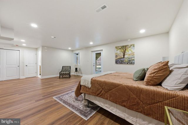 4 METEOR LN, Newark, DE 19711