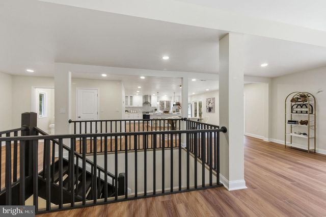 4 METEOR LN, Newark, DE 19711