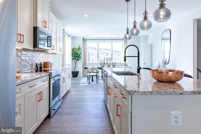 89 CENTRAL AVE, Gaithersburg, MD 20877