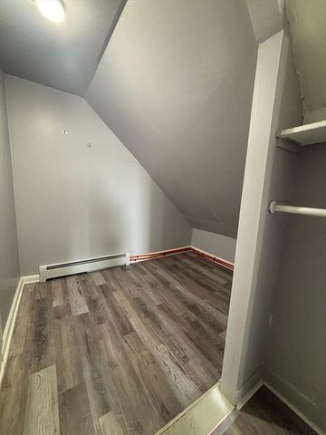 104 Concord St 3, Lowell, MA 01852
