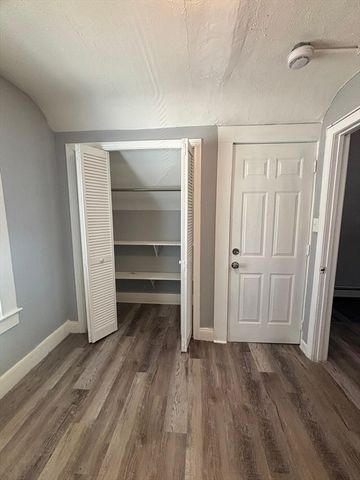 104 Concord St 3, Lowell, MA 01852