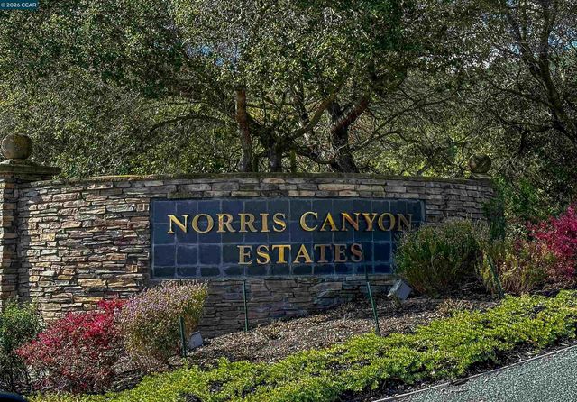 243 Lyndhurst Pl, San Ramon, CA 94583