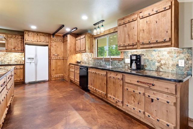 2231 County Road 1247, Blanchard, OK 73010