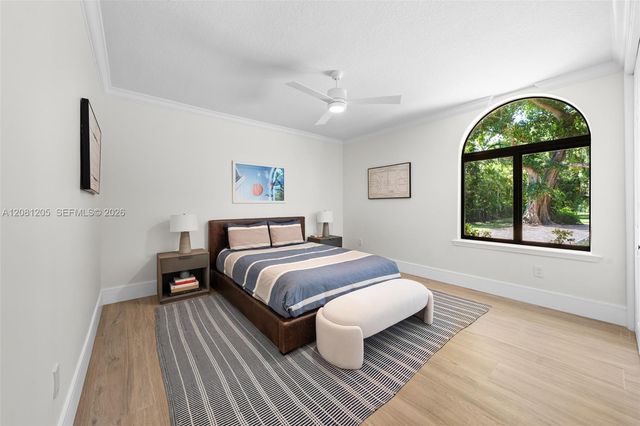 7250 SW 99th Street, Pinecrest, FL 33156