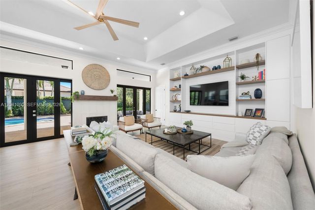 7250 SW 99th Street, Pinecrest, FL 33156