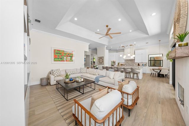 7250 SW 99th Street, Pinecrest, FL 33156