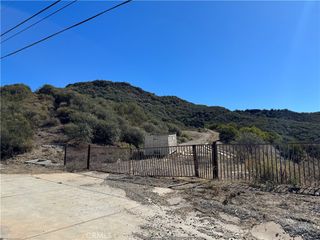 25858 Mulholland, Calabasas, CA 91302