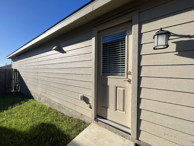 12019 Still Pass, San Antonio, TX 78221