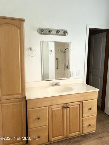 5104 PALMER Avenue, Jacksonville, FL 32210