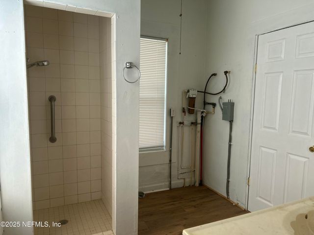 5104 PALMER Avenue, Jacksonville, FL 32210