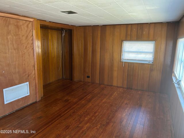 5104 PALMER Avenue, Jacksonville, FL 32210