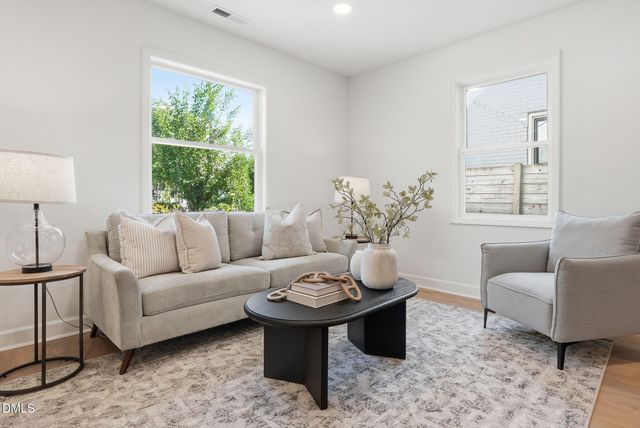 118 Davidson Avenue, Durham, NC 27704