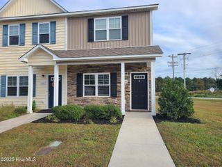 100 Justice Farm Drive, Sneads Ferry, NC 28460