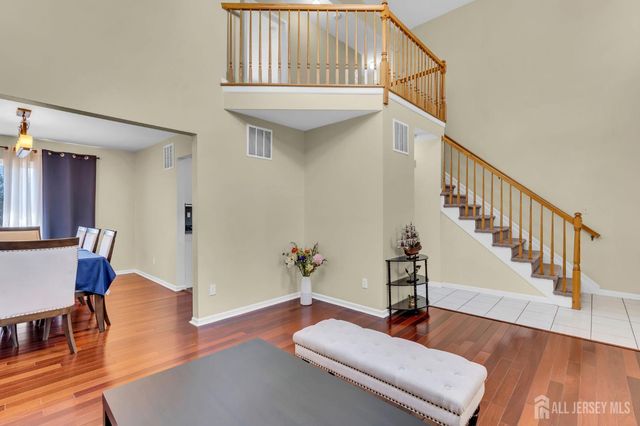 52 Zeller Drive, Franklin Twsp, NJ 08873