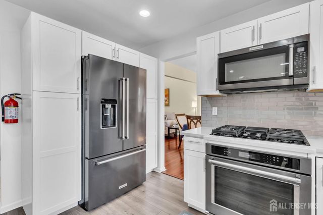 52 Zeller Drive, Franklin Twsp, NJ 08873